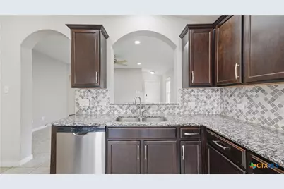2238 Falcon Way, New Braunfels, TX 78130 - Photo 14