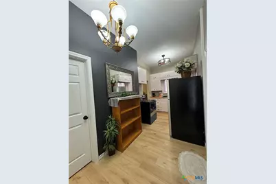 1303 S 13th Street, Temple, TX 76513 - Photo 8