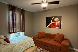 1303 S 13th St, Temple, TX 76504 - Photo 12