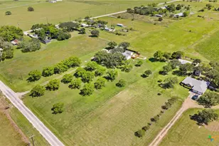 725 Co Rd 428, Lolita, TX 77971 - Photo 30