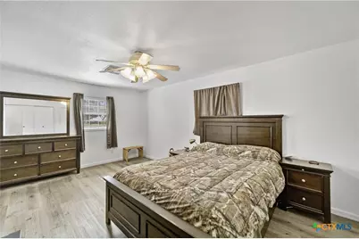 725 County Road 428, Lolita, TX 77971 - Photo 14