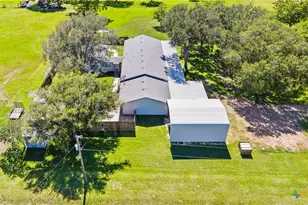 725 Co Rd 428, Lolita, TX 77971 - Photo 32