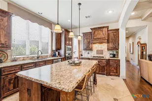 526 Mission Hill Run, New Braunfels, TX 78132 - Photo 8