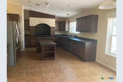 800 Thurman Road, San Marcos, TX 78666 - Photo 6