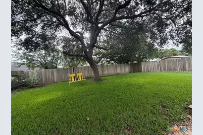 114 Palomino, Victoria, TX 77904 - Photo 10