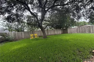 114 Palomino, Victoria, TX 77904 - Photo 10