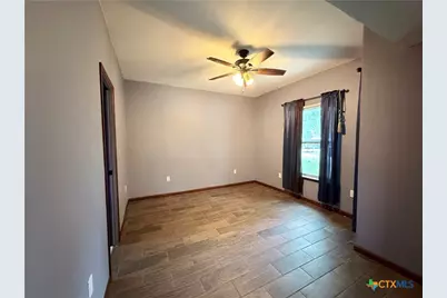 2011 Zint Street, Gonzales, TX 78629 - Photo 12