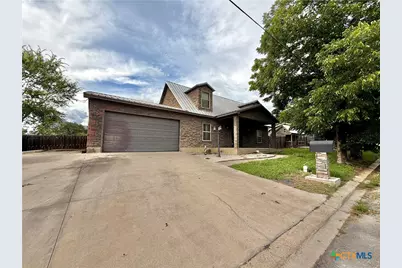 2011 Zint Street, Gonzales, TX 78629 - Photo 2