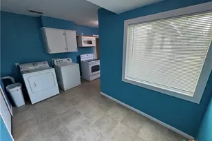 1701 E Mimosa Ave, Victoria, TX 77901 - Photo 16