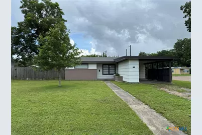 1701 E Mimosa Avenue, Victoria, TX 77901 - Photo 2
