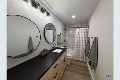 1378 County Road 1045, Lampasas, TX 76550 - Photo 16