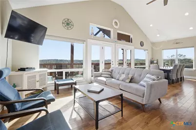 1748 Lakeshore Drive, Canyon Lake, TX 78133 - Photo 6