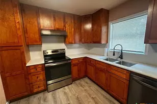 1434 St Andrew St, Gonzales, TX 78629 - Photo 10