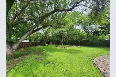 5222 Pine Place, Austin, TX 78744 - Photo 10