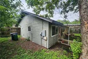 5222 Pine Pl, Austin, TX 78744 - Photo 8
