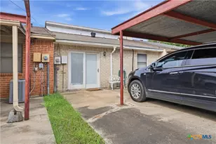 309 Versailles St, Victoria, TX 77904 - Photo 18