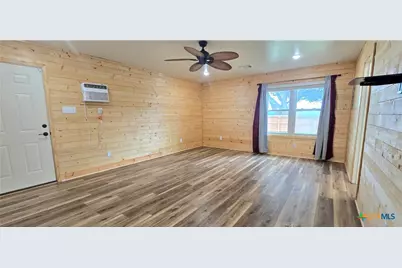 110 Live Oak Street, Gonzales, TX 78629 - Photo 24