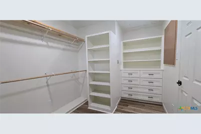 110 Live Oak Street, Gonzales, TX 78629 - Photo 28