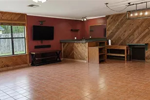 110 Live Oak St, Gonzales, TX 78629 - Photo 32
