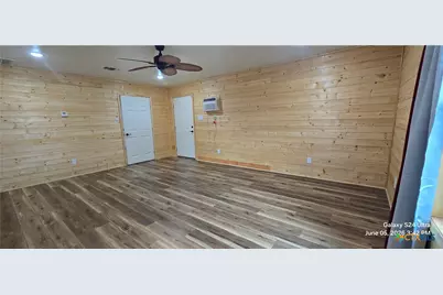 110 Live Oak Street, Gonzales, TX 78629 - Photo 26
