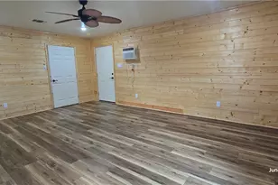 110 Live Oak St, Gonzales, TX 78629 - Photo 26