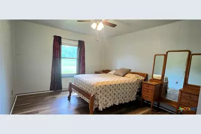 110 Live Oak Street, Gonzales, TX 78629 - Photo 30