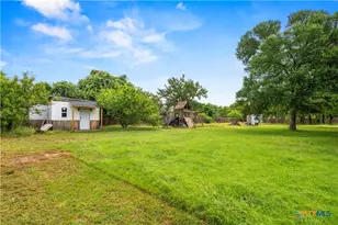 8827 E Hwy 190, Lampasas, TX 76550 - Photo 8