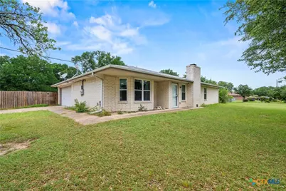 8827 E Highway 190, Lampasas, TX 76550 - Photo 2