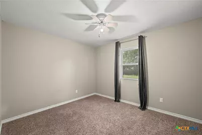 8827 E Highway 190, Lampasas, TX 76550 - Photo 12