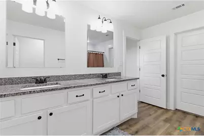 1960 Royal Loop, Belton, TX 76513 - Photo 12