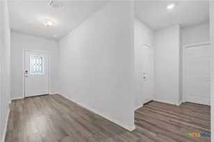 1310 Prospector Trl, Harker Heights, TX 76548 - Photo 2