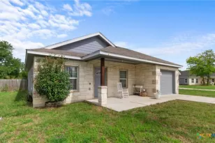 104 Ave B, Moody, TX 76557 - Photo 2