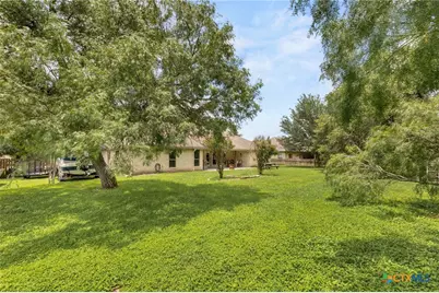1353 Hunters Court, Seguin, TX 78155 - Photo 22