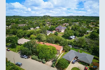 1702 Susan Drive, Kerrville, TX 78028 - Photo 8