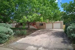 1702 Susan Dr, Kerrville, TX 78028 - Photo 6