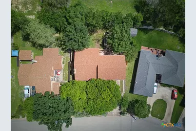 1702 Susan Drive, Kerrville, TX 78028 - Photo 2