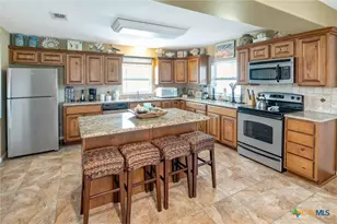 611 W Tyler Ave, Port O'Connor, TX 77982 - Photo 8