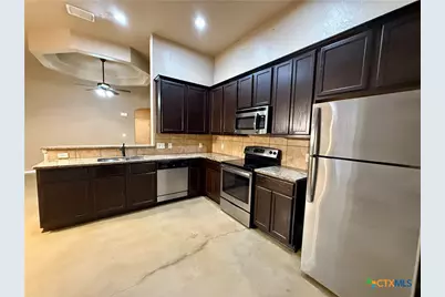1084 Carolyn Cove #1086, New Braunfels, TX 78130 - Photo 4