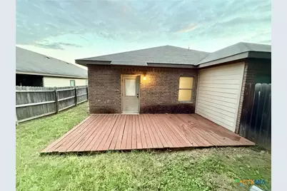 1084 Carolyn Cove #1086, New Braunfels, TX 78130 - Photo 14