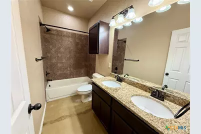 1084 Carolyn Cove #1086, New Braunfels, TX 78130 - Photo 10