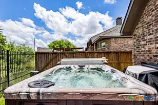 2620 Malboona Mews Dr, New Braunfels, TX 78132 - Photo 32
