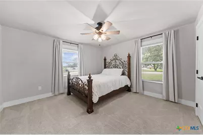702 E Sandy Lane, Little River Academy, TX 76554 - Photo 34