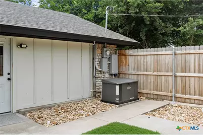 702 E Sandy Lane, Little River Academy, TX 76554 - Photo 42