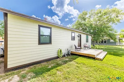 606 E Prairie Street, Cuero, TX 77954 - Photo 24