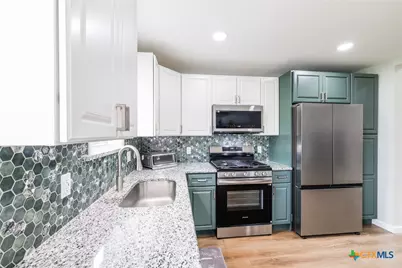 606 E Prairie Street, Cuero, TX 77954 - Photo 8
