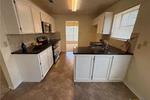 1815 Diana Ln, Harker Heights, TX 76548 - Photo 12