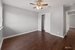 918 Lauren St, New Braunfels, TX 78130 - Photo 18