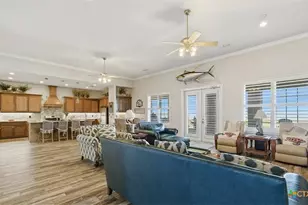 125 Dockside Dr, Rockport, TX 78382 - Photo 4