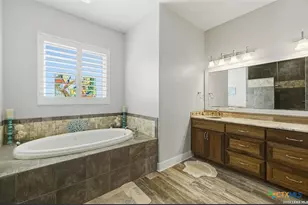 125 Dockside Dr, Rockport, TX 78382 - Photo 14
