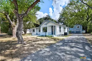 717 S Laurel Ave, Luling, TX 78648 - Photo 2
